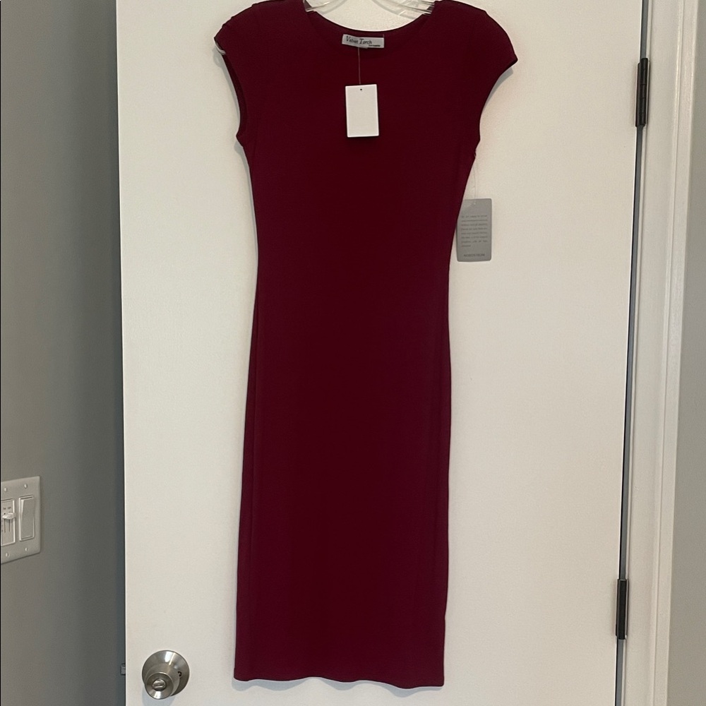 NORDSTROM Elegant Burgundy Cap Sleeve Dress